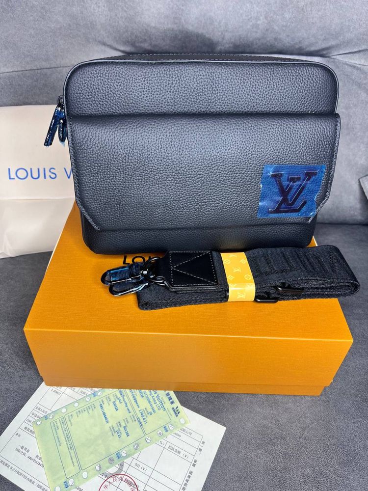 Мужская сумка барсетка трио  луи витон Louis Vuitton в наличии Новая