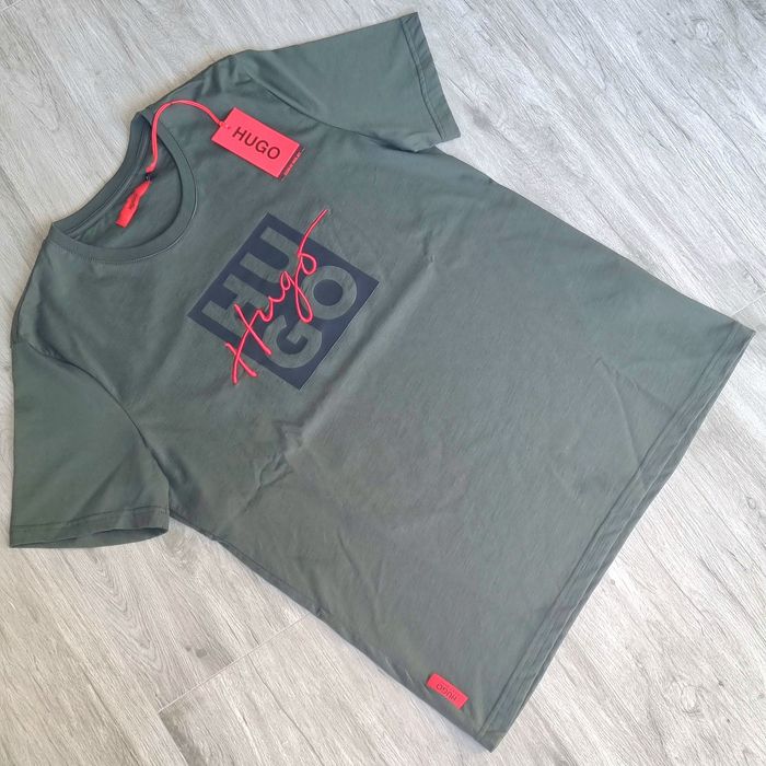 Комфортна та стильна чоловіча футболка Hugo Boss кольору хакі (XL)