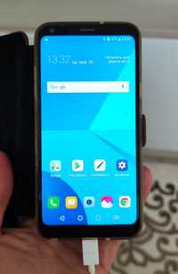 Продам смартфон LG Q6+, 4/64 gB, экран с трещиной