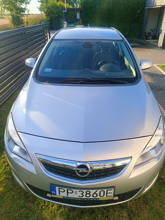 Sprzedam Opel Astra J