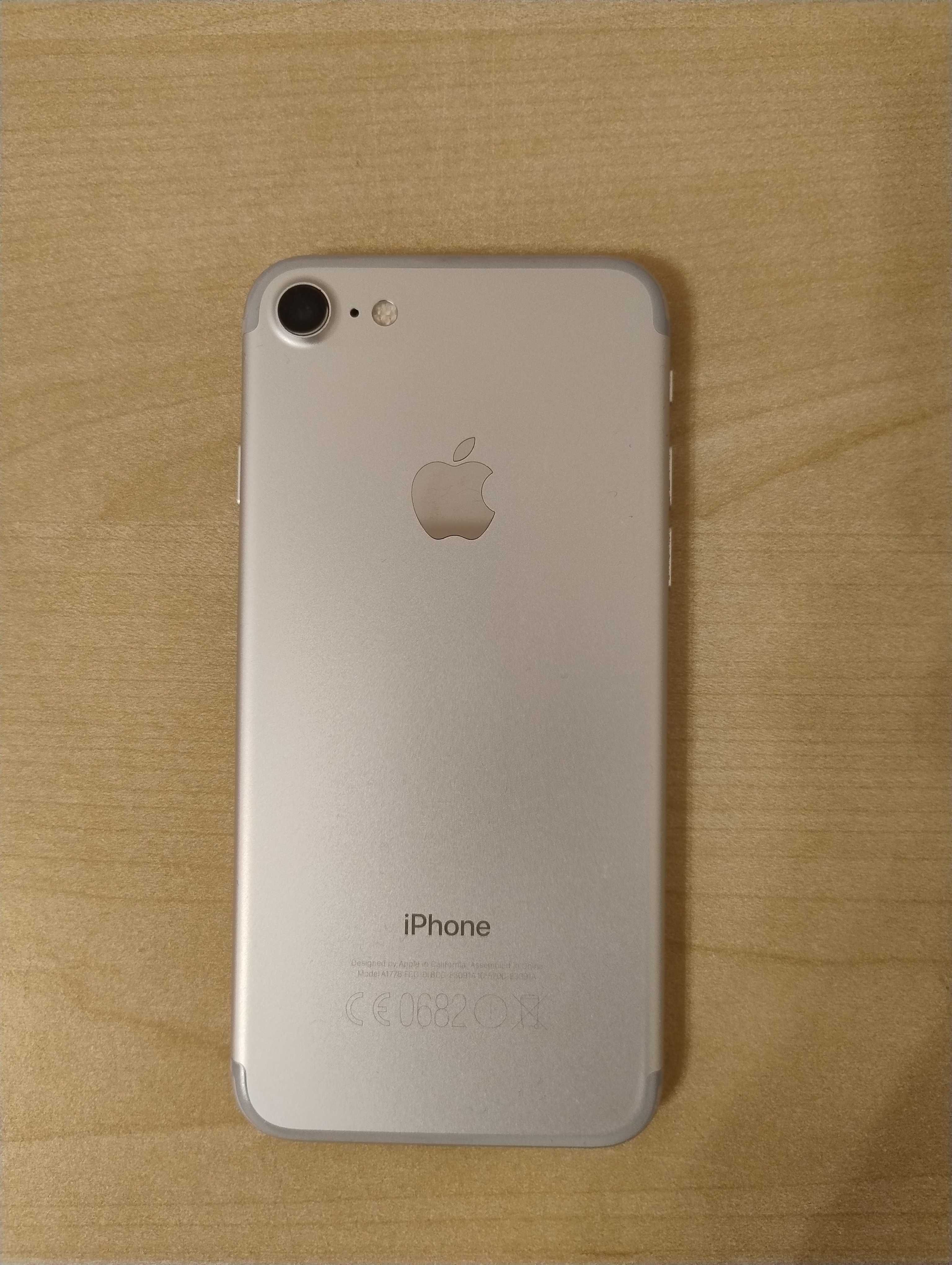 Telefon smartfon APPLE iPhone 7 32GB Srebrny MN8Y2PM/A sprawny