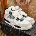 Buty AirJordan4 Retro military black nowy UnisexTrampki.39