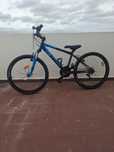Bicicleta B-Twin Rockrider 500
