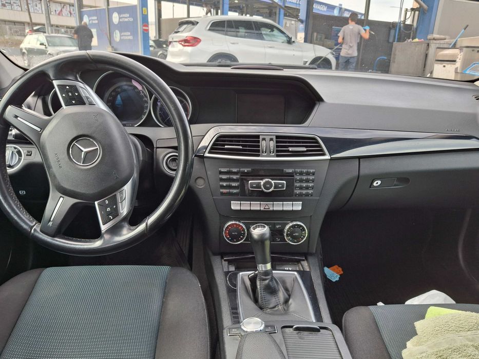 mercedez c 220 D de 2013, um só dono desde 2015