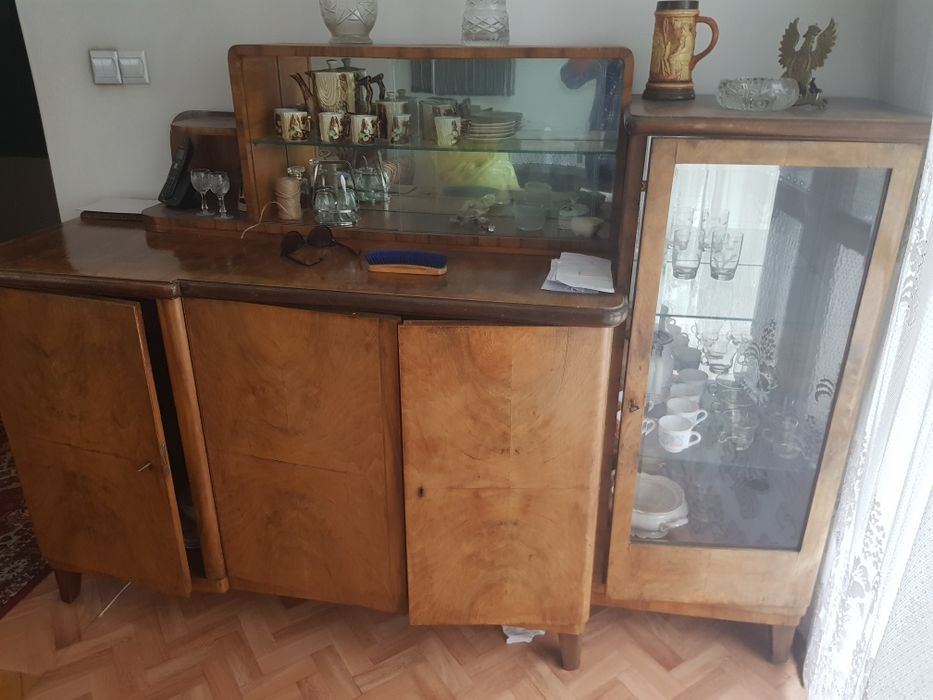 Stary kredens/ komoda.