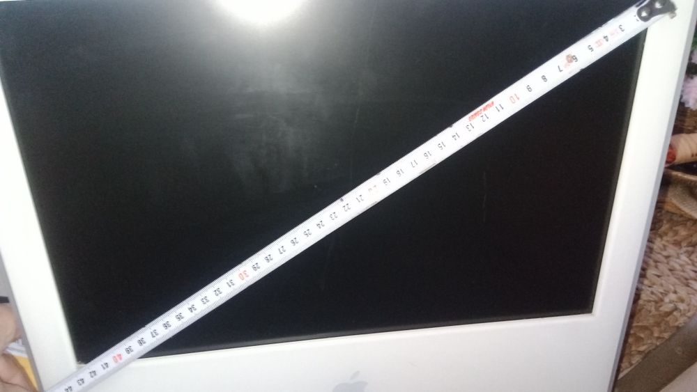 Komputer stacjonarny iMac Apple Mac klawiatura myszka Mac