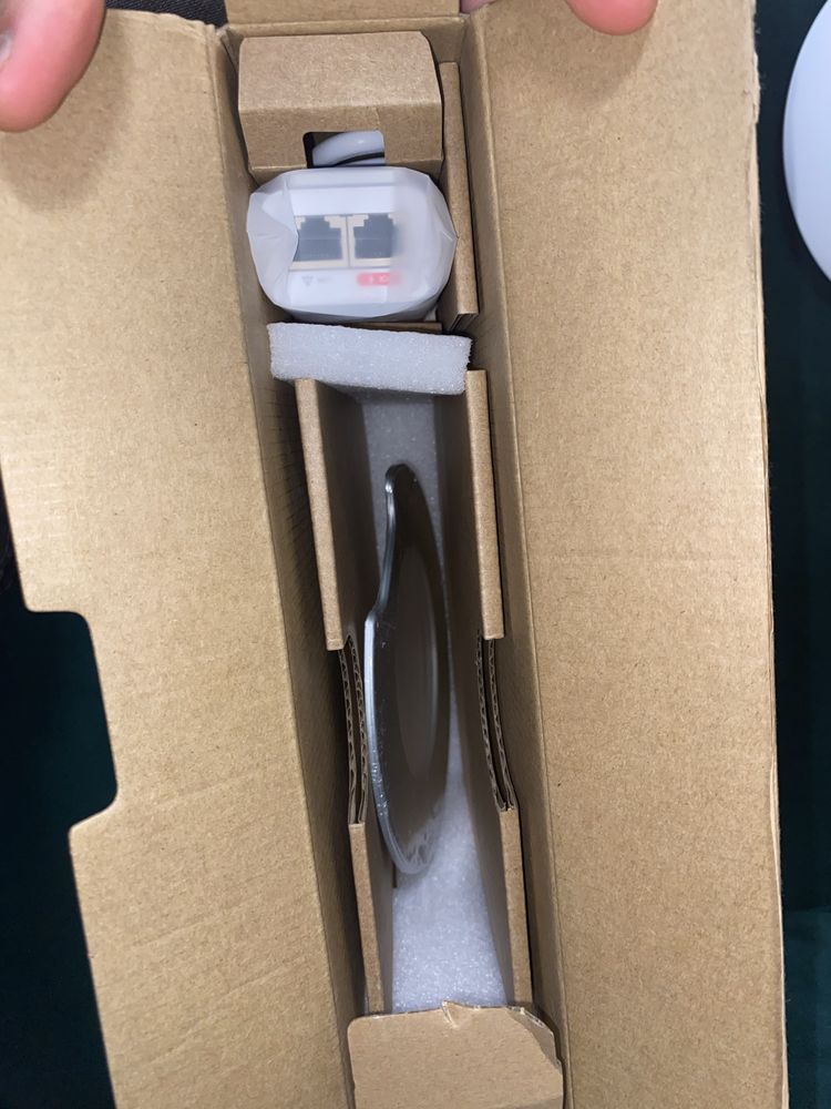 Ubiquiti UniFi UAP-AC-PRO — Punkt Dostępu WiFi 5 GHz / 2.4 GHz