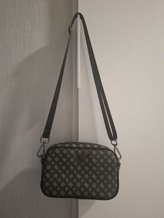 Torebka listonoszka guess