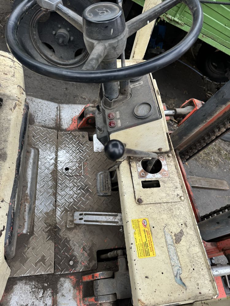 Wozek widowy silnik gaz 3800 waga 2.5 tony udzwig