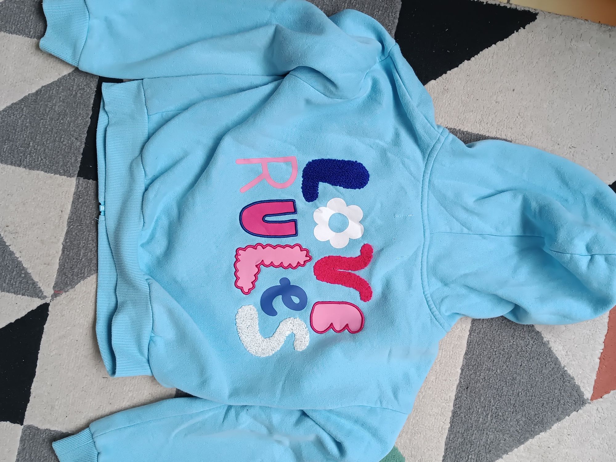 Ocieplana bluza z kapturem