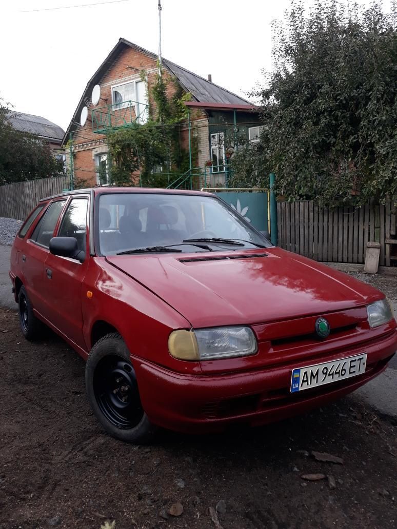 Продам сімейний автомобіль Skoda в хорошому стані