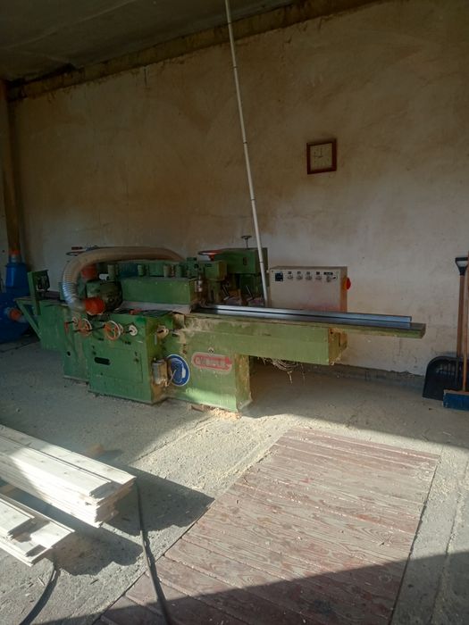 Strugarka Czterostronna gubisch z osprzętem.