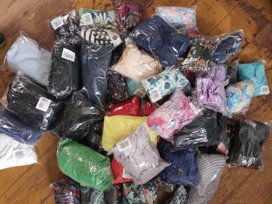 Odzież z Anglii Cream najlepsza jakość 10kg