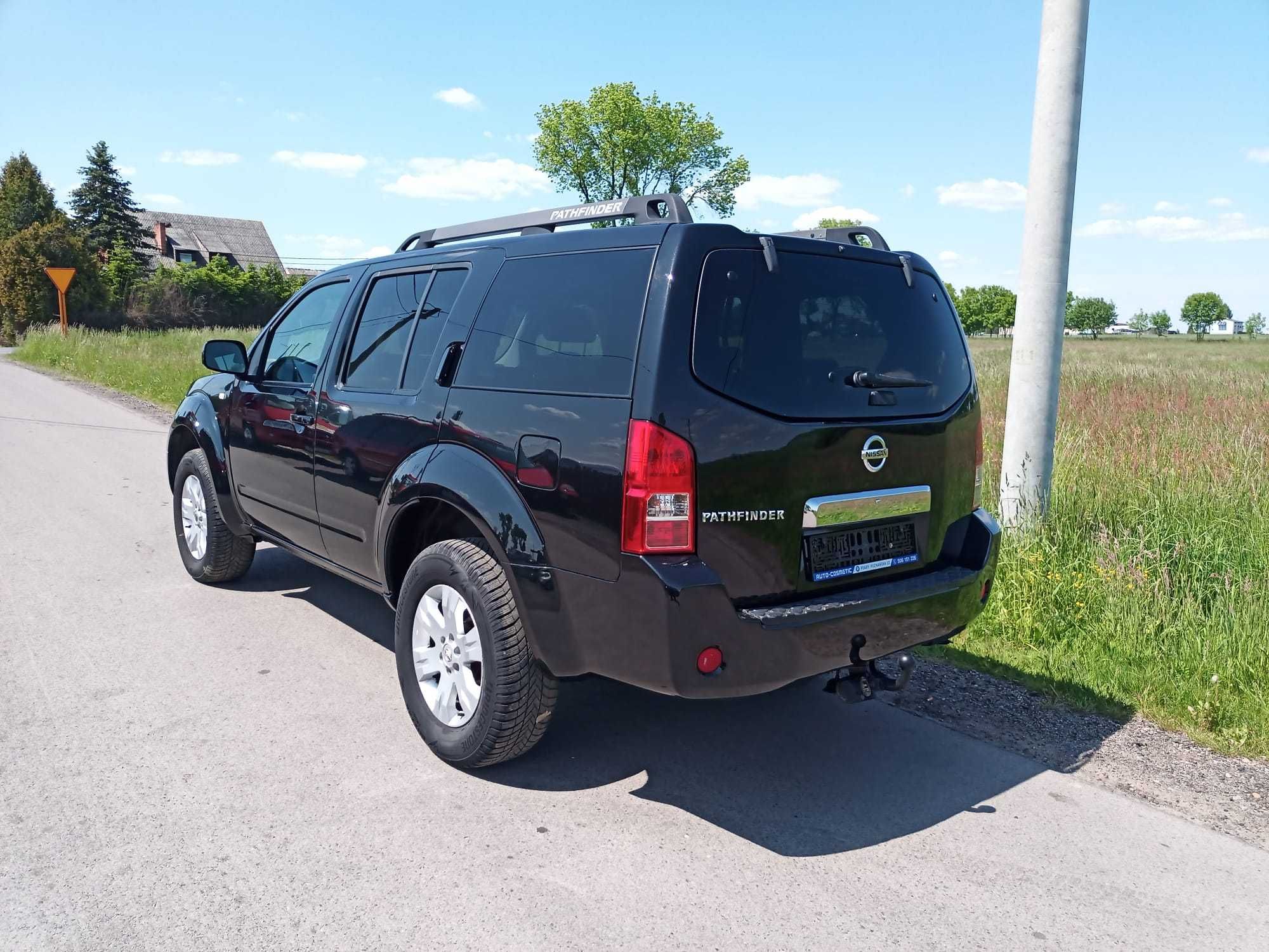 Nissan Pathfinder 2.5 7-osobowy