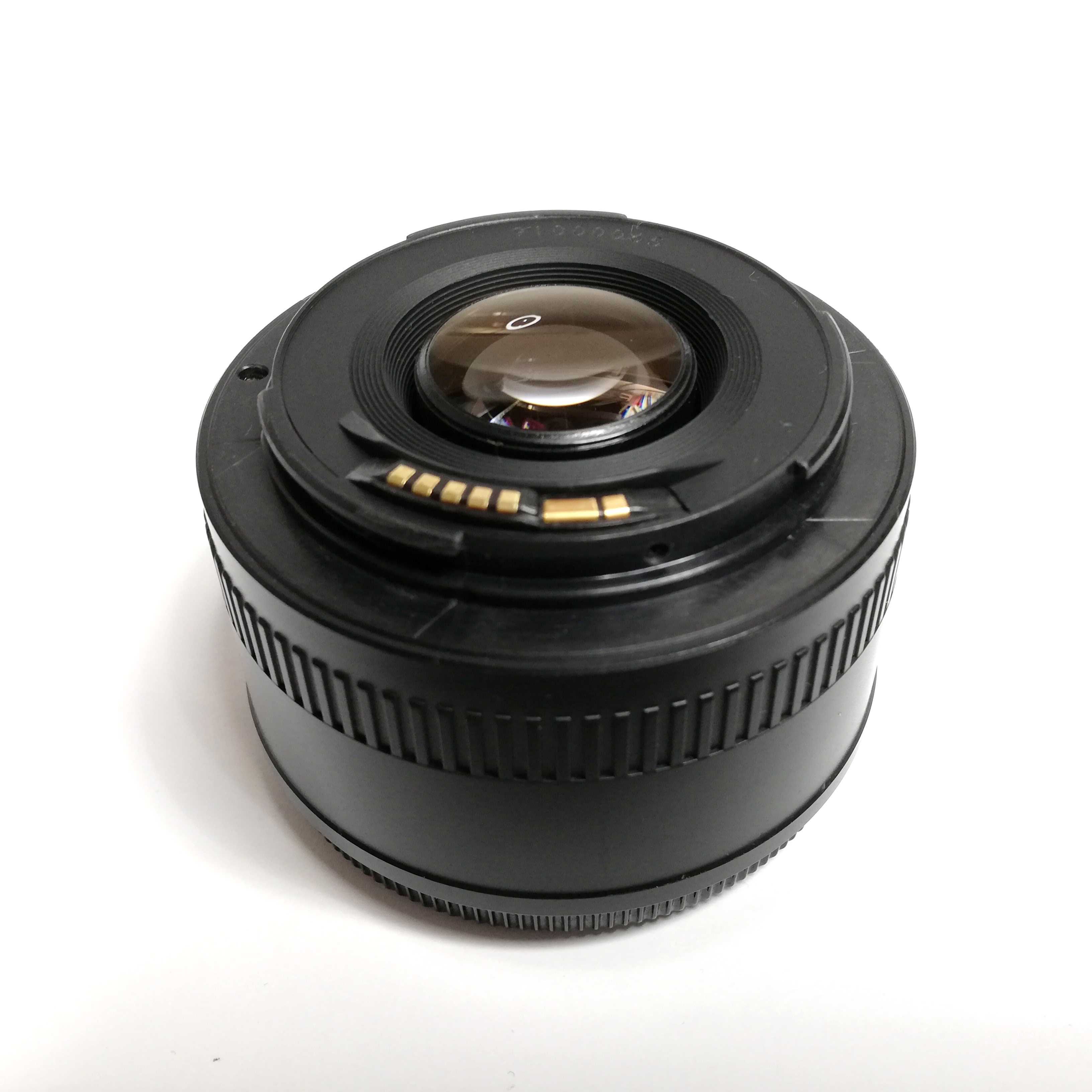 Canon EF 50mm f/1.8 II,как новый. Не использовался. Идеал