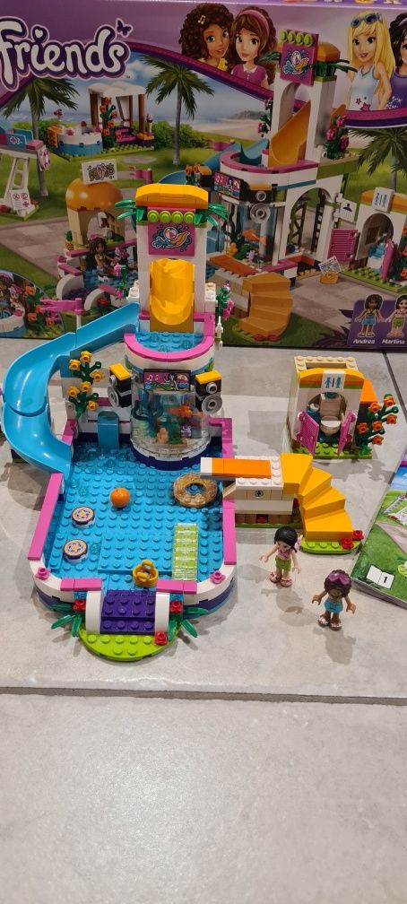 Klocki lego friends Basen w Heartlake 41313