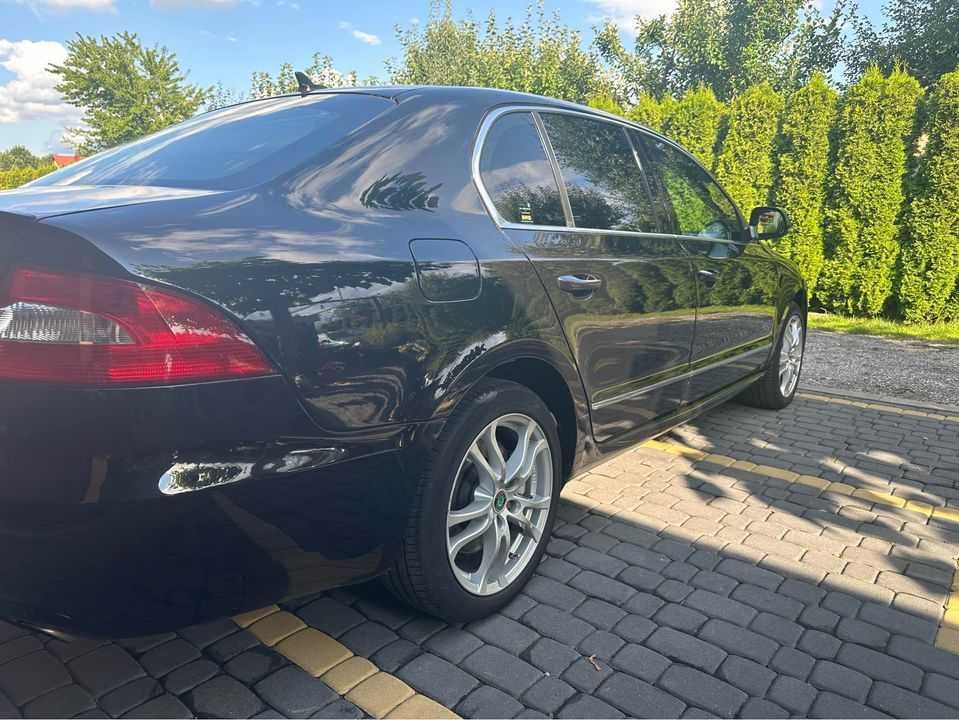 Skoda Superb II 2    3.6  4x4