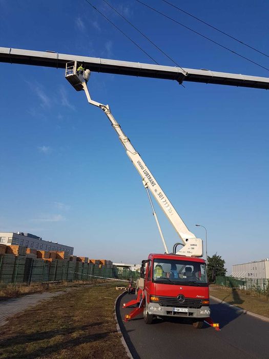 Podnośnik Koszowy 20m i 30m, zwyżka,  wynajem,  usługi podnośnikiem