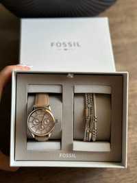 Годинник і браслети Fossil