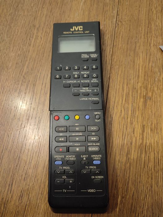 WYPRZEDAŻ! Pilot JVC pq 10779, sprawny