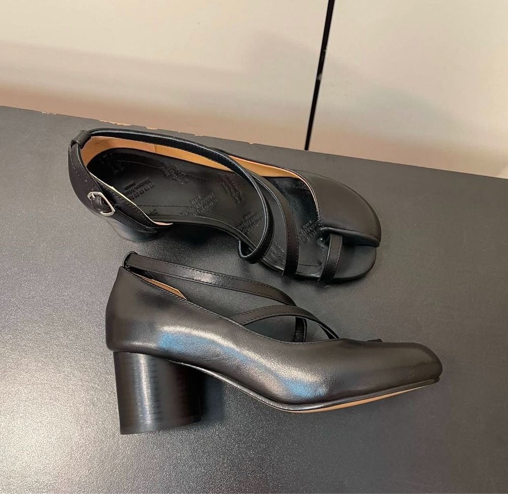 Туфли Maison Margiela таби, 35-41. Черные, белые, кожа.