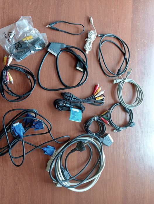 Провод, кабель для компьютера и монитора