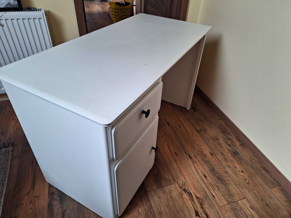 Biurko białe młodzieżowe