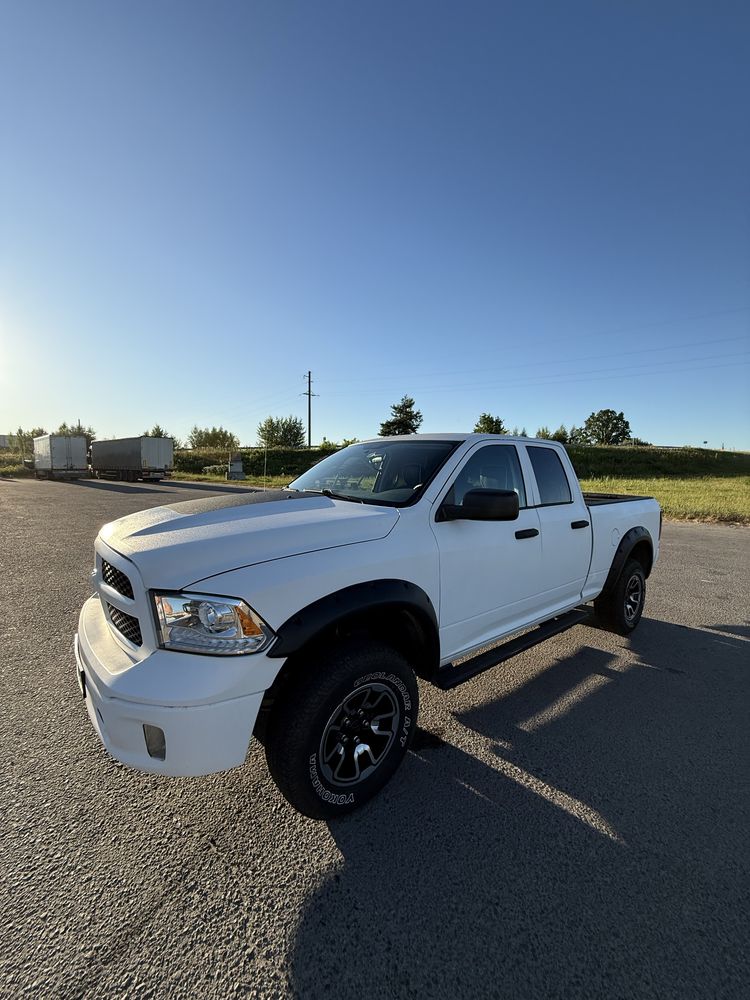 Dodge Ram 5.7 2015