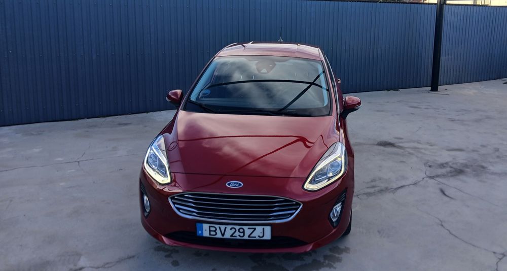 Ford Fiesta TITANIUM 2018/12