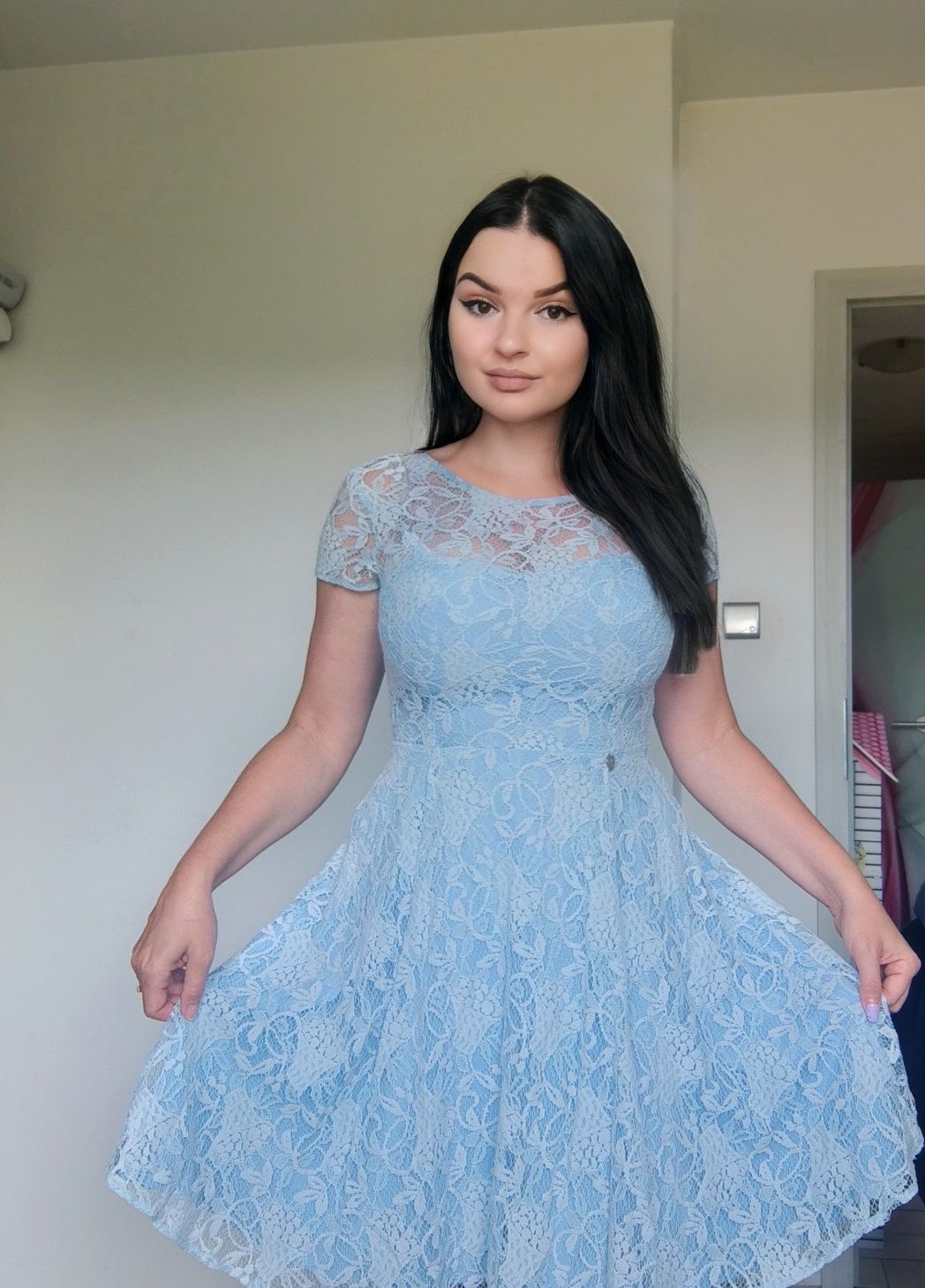 Sukienka pretty girl m koronka błękitna