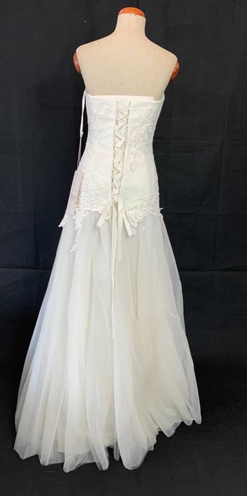 Piękna nowa suknia ślubna 38/40 M/L Litera A koronka cekiny gorset