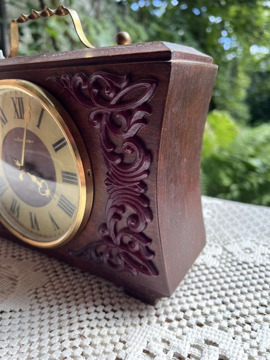 Годинник деревʼяний