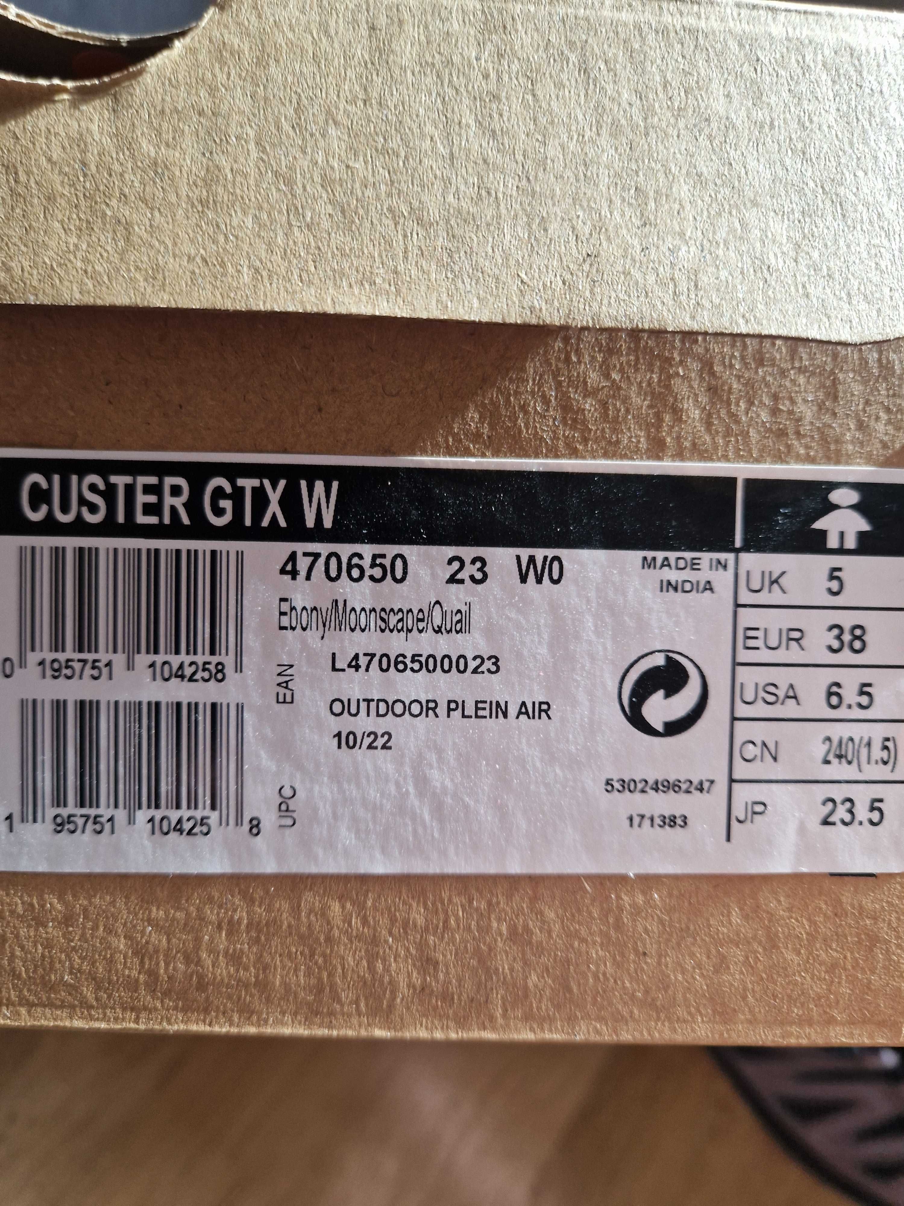 Salomon Custer GTX
