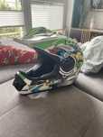 Bialy kask na motor rozmiar S