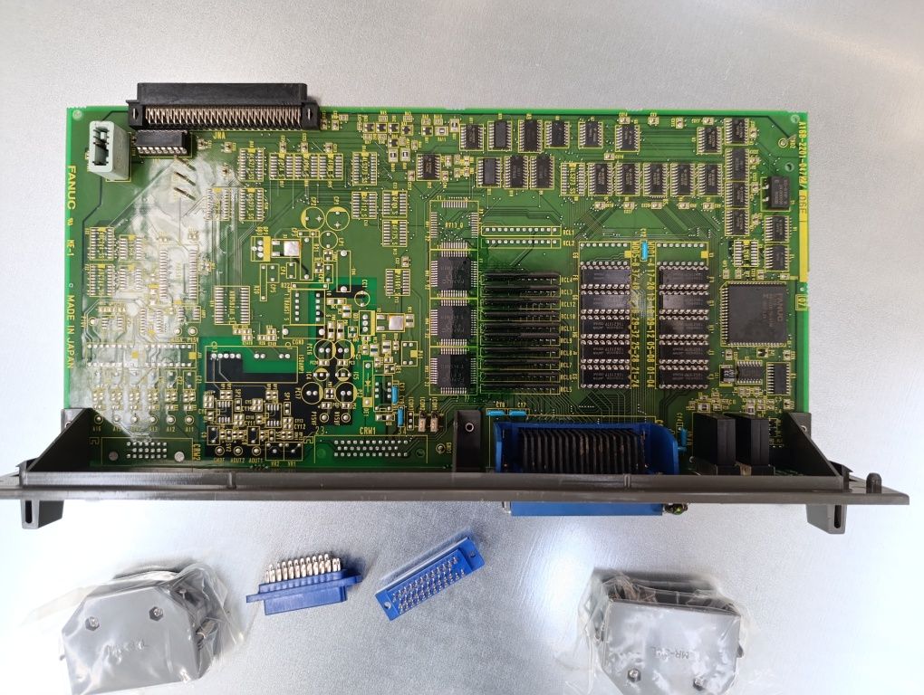 Fanuc r-j2 A16B-2201- 0472/06E + złącza process i/o board