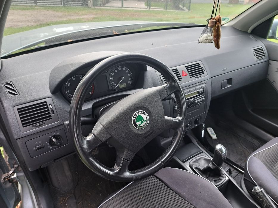 Skoda fabia 1.4 2003r