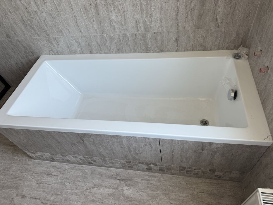 Ванная акриловая Koller Pool Neon New