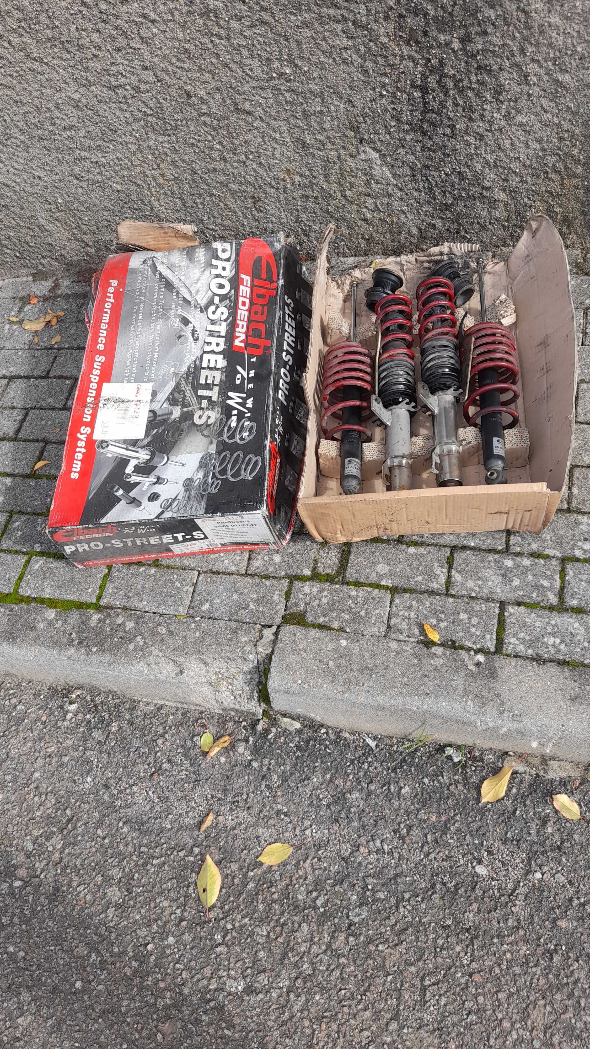 Conjunto de 4 amortecedores, dão p Audi, Volkswagen e Seat.