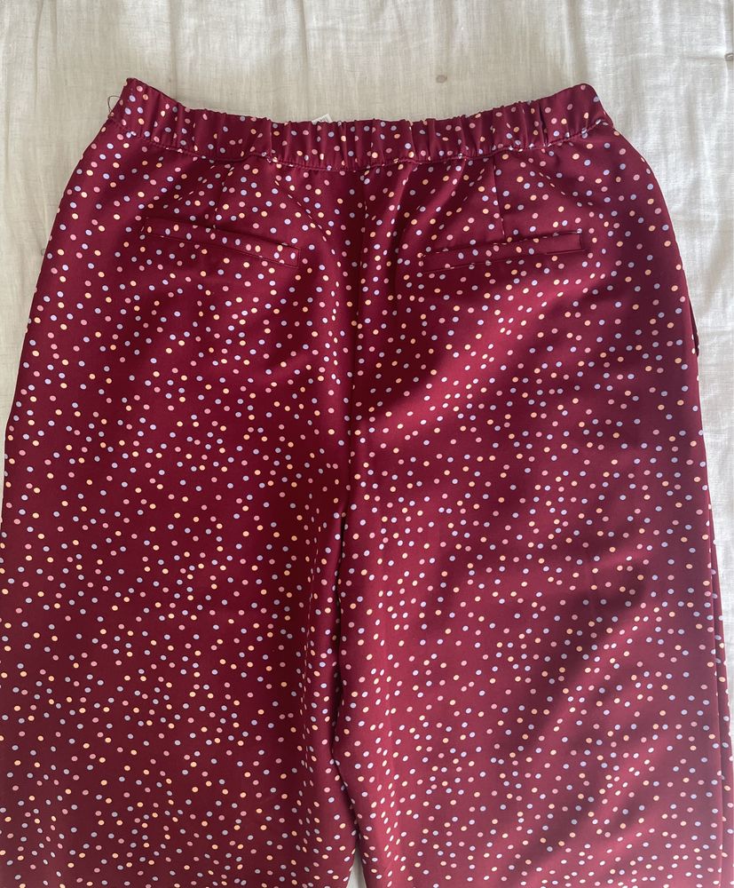 Saia Hugo boss S/ calças cortefiel S/M
