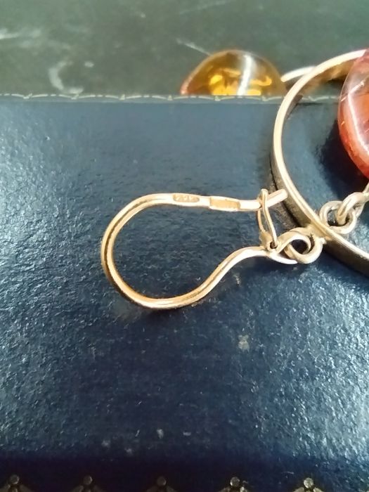 Золотые серьги с янтарем. СССР. Рига.