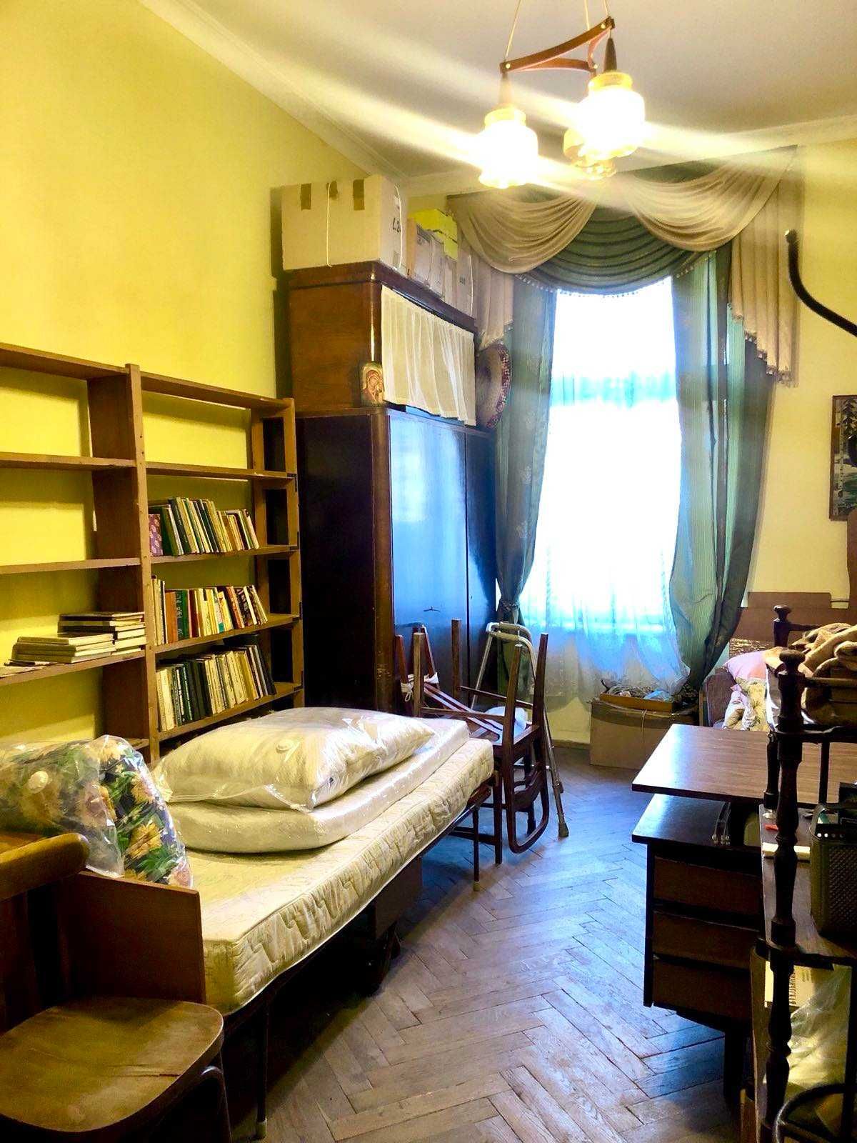 Продаж 3-кім. квартири. вул. Коцюбинського-Центр