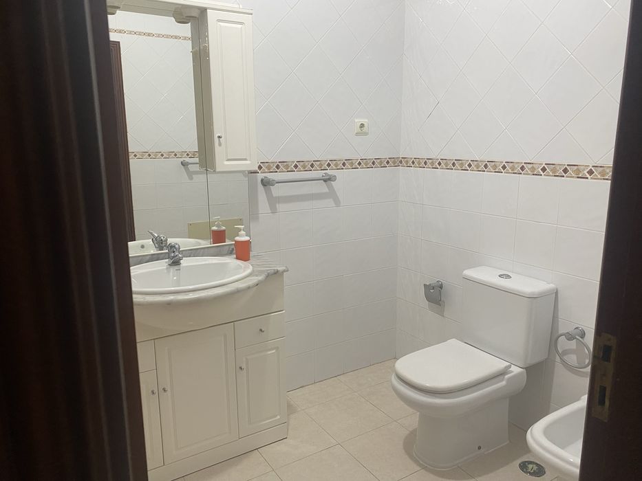 T2 para alugar - Bem localizado com garagem | 600€ + despesas