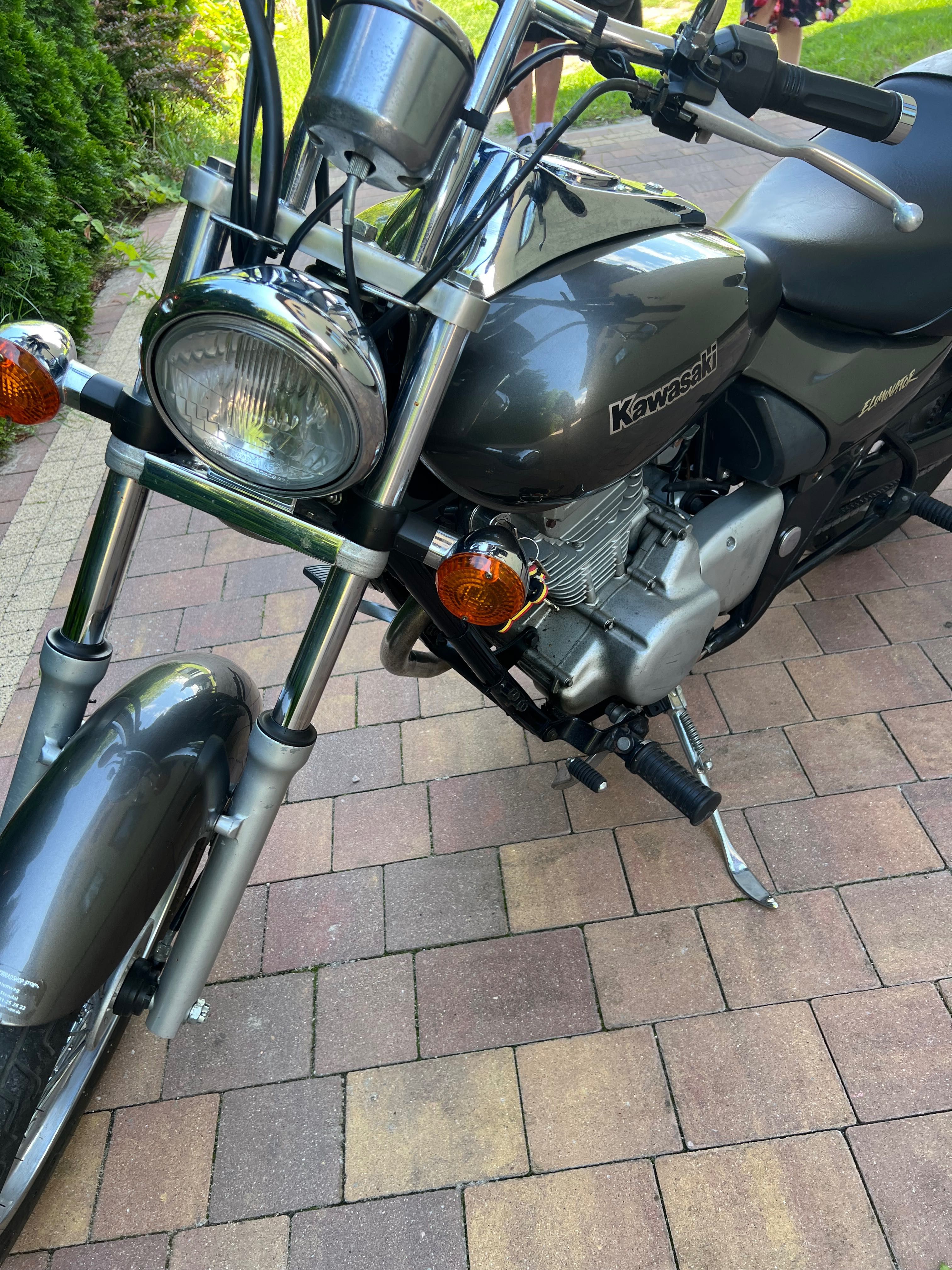 Kawasaki Eliminator 125 BN