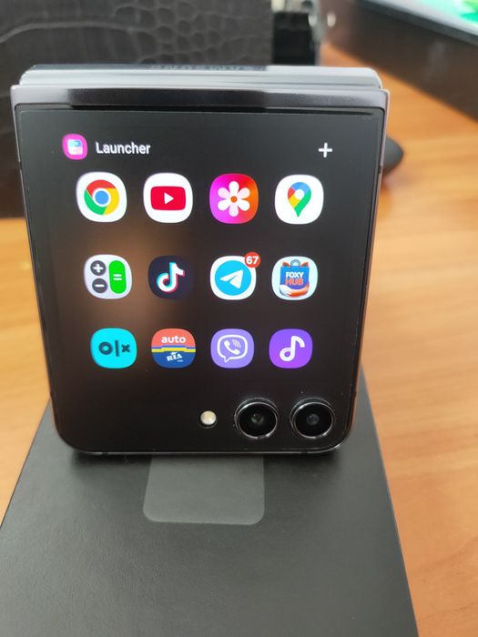 Samsung galaxy Flip 5 8/512gb Graphite на гарантії