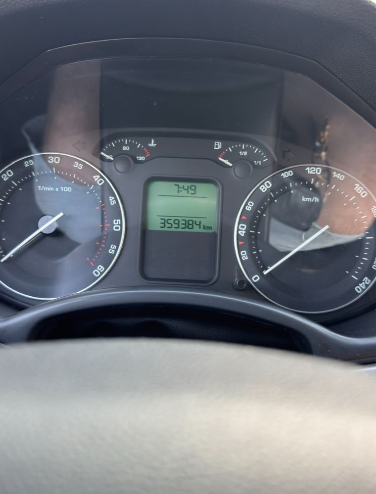 Продам Шкоду Октавію 1.9 тді