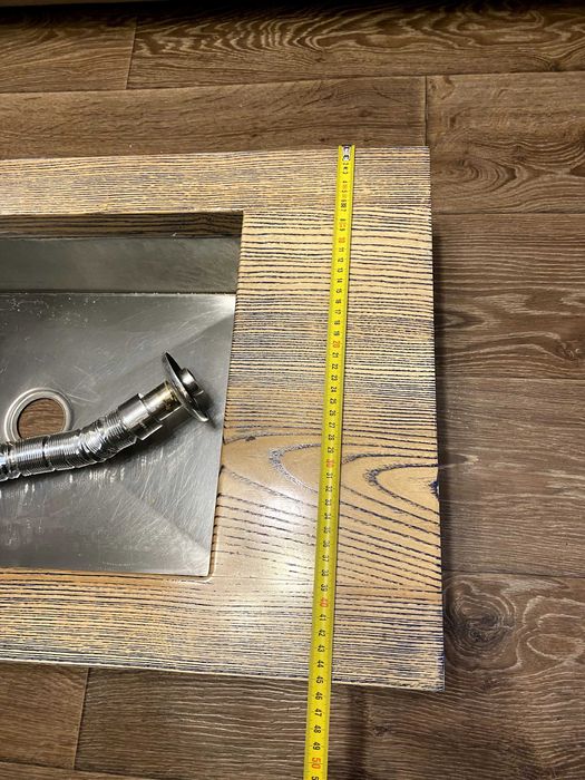 Умывальник из натурального дерева (мойка - нержавейка)