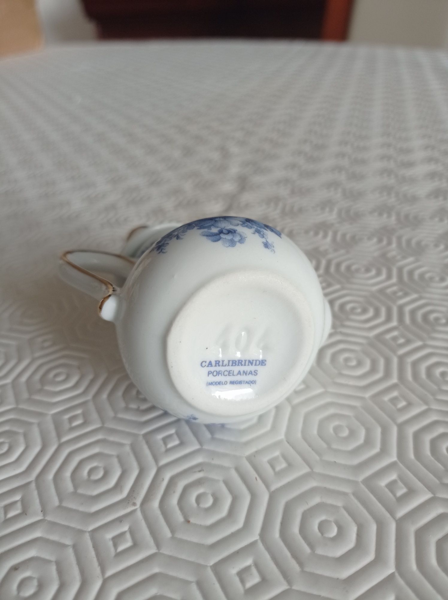 Jarra miniatura porcelana registada