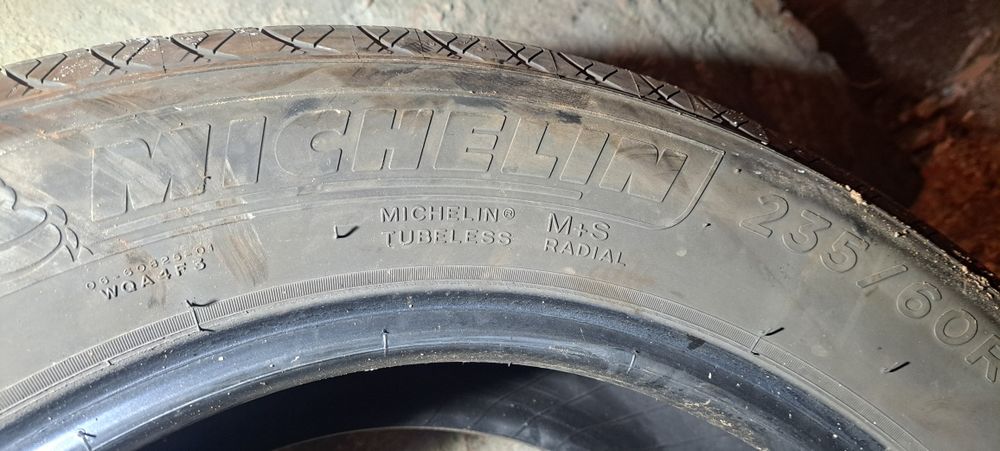 Opony michelin 235 60r18 2021r 4szt