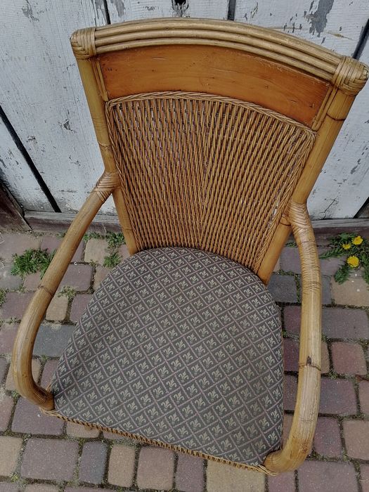 Cztery Krzesła rattan tarasowe