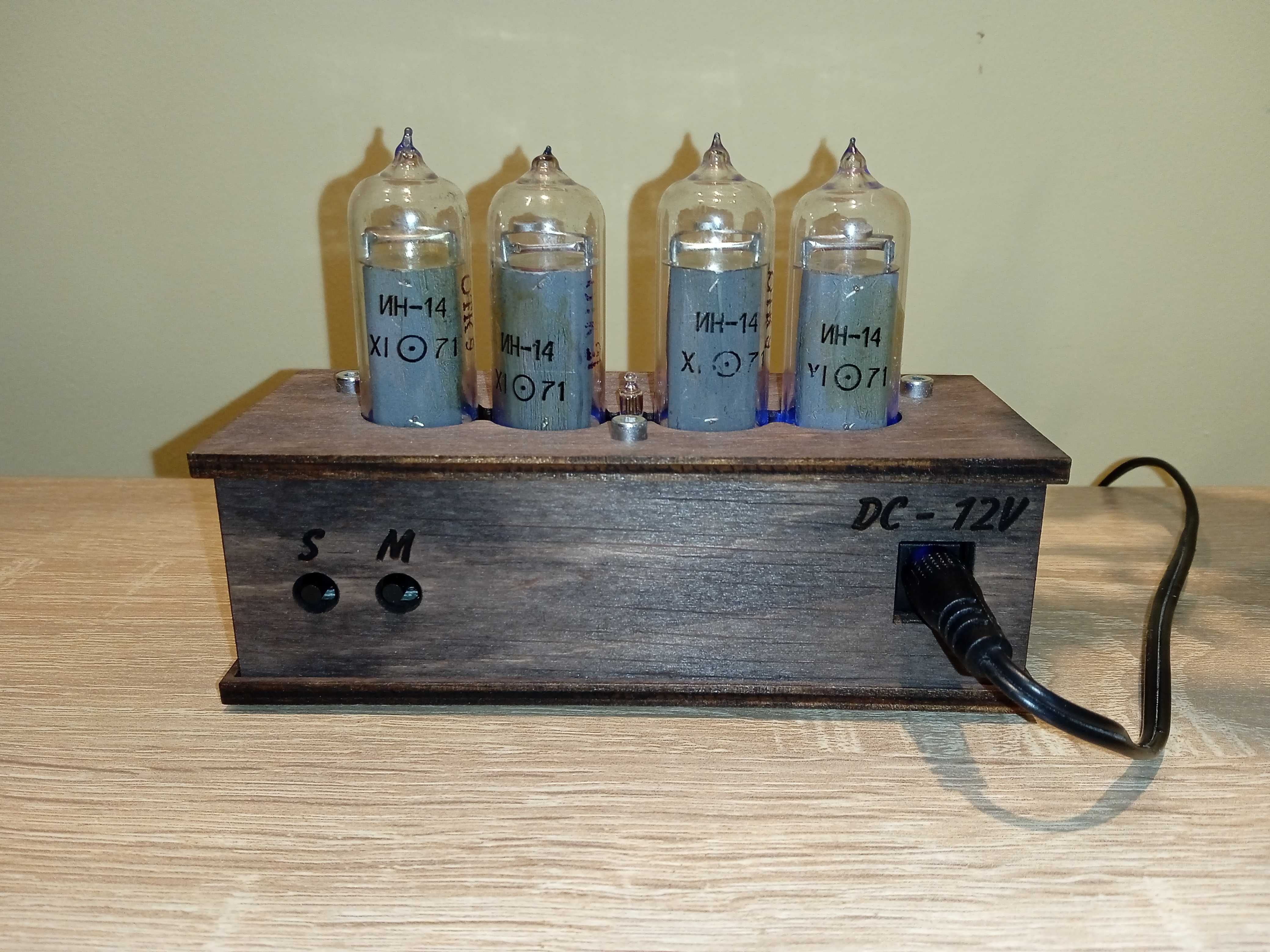 Nixie Clock ламповий годинник ИН-14 ламповые часы